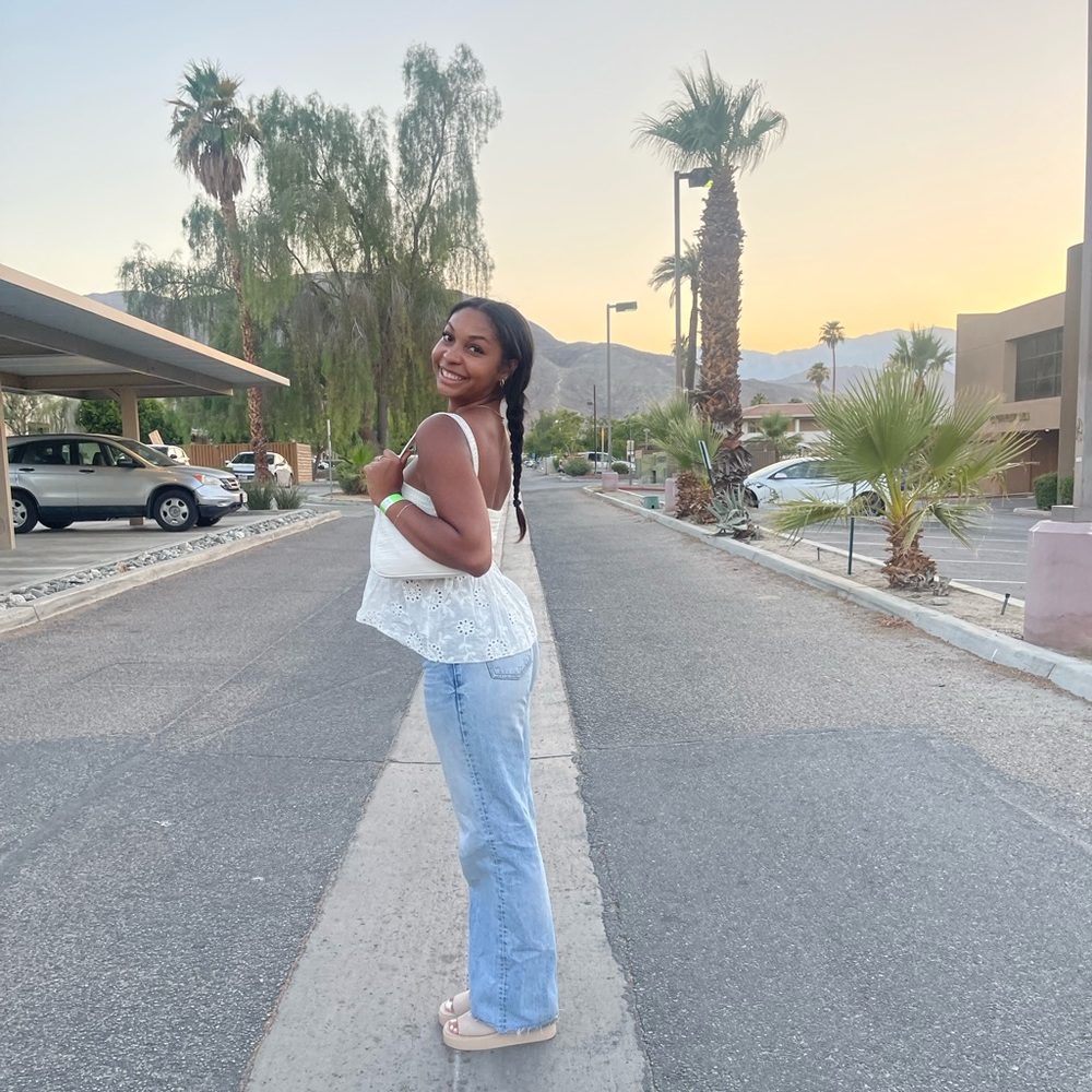 Meet your Posher, Kendra